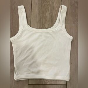 Lululemon cropped tank